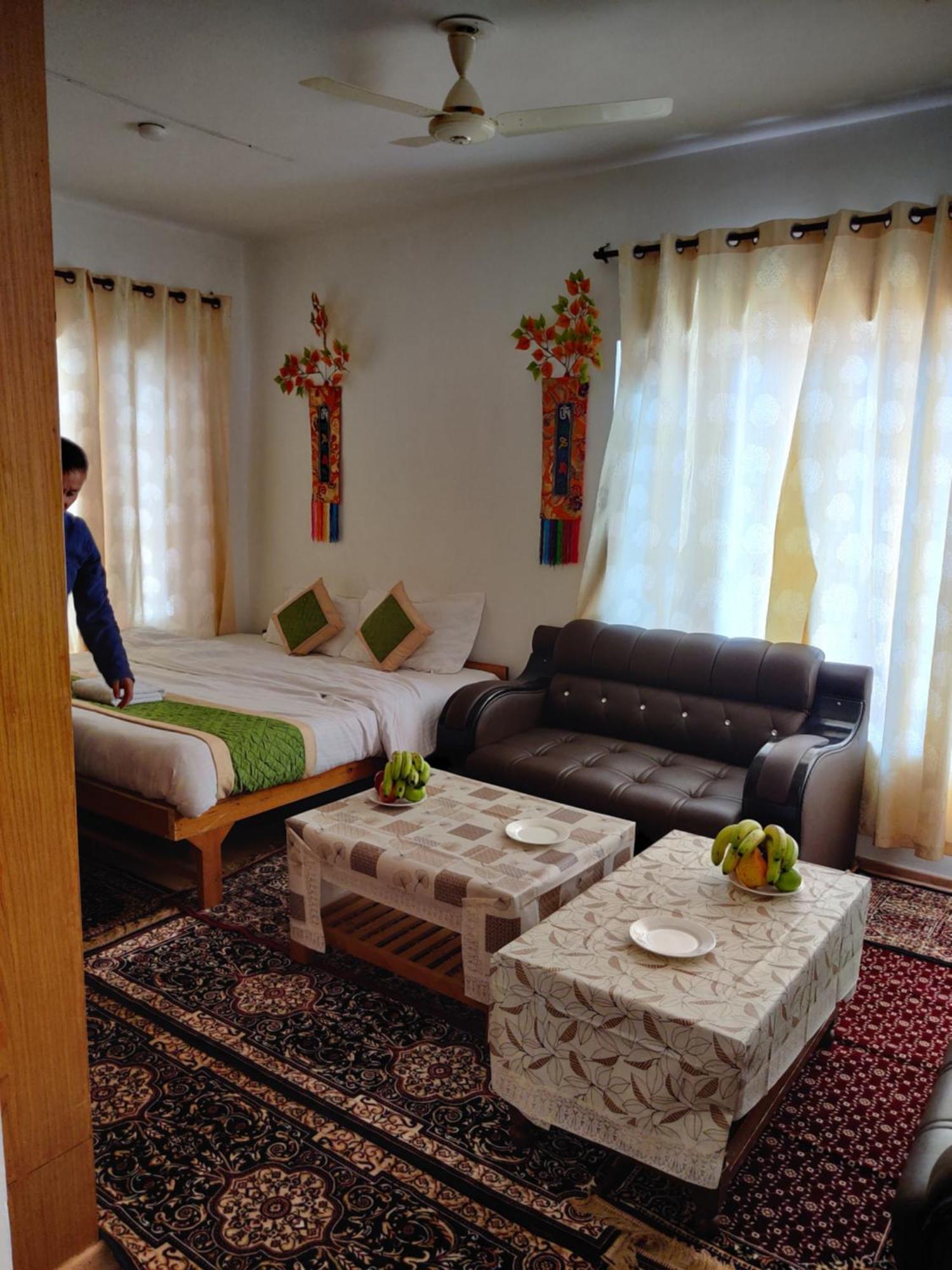 Hotel Akash - Luxury Hotel In Mcleodganj McLeod Ganj Eksteriør bilde